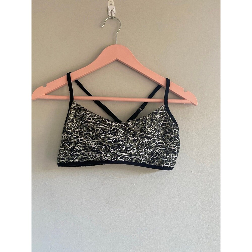 Lululemon Women's multi strap Size 8  cage bra